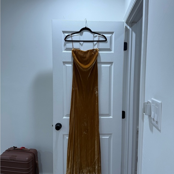 Reformation Sylvania Velvet dress - Picture 4 of 5